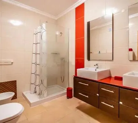 Jardins Vale S Maria T2 With Pool